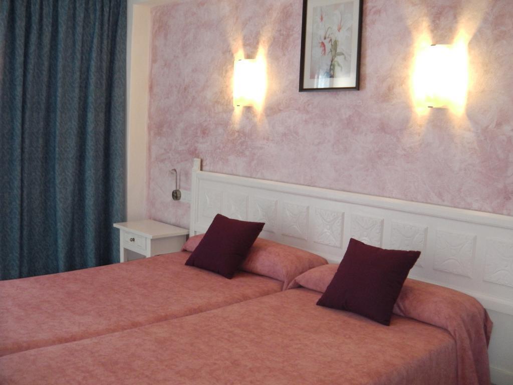 Hotel Alfonso Cala Ratjada  Luaran gambar